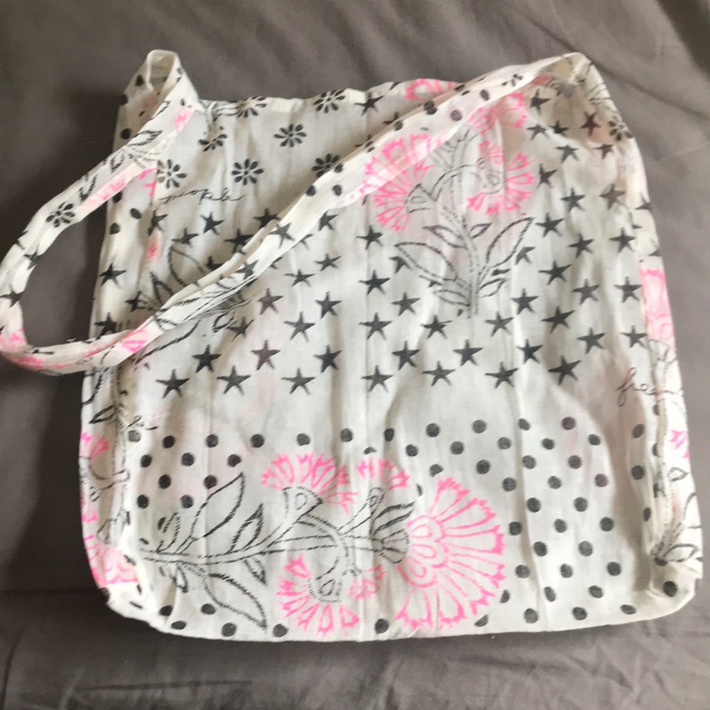 Free w/ purchase!!
